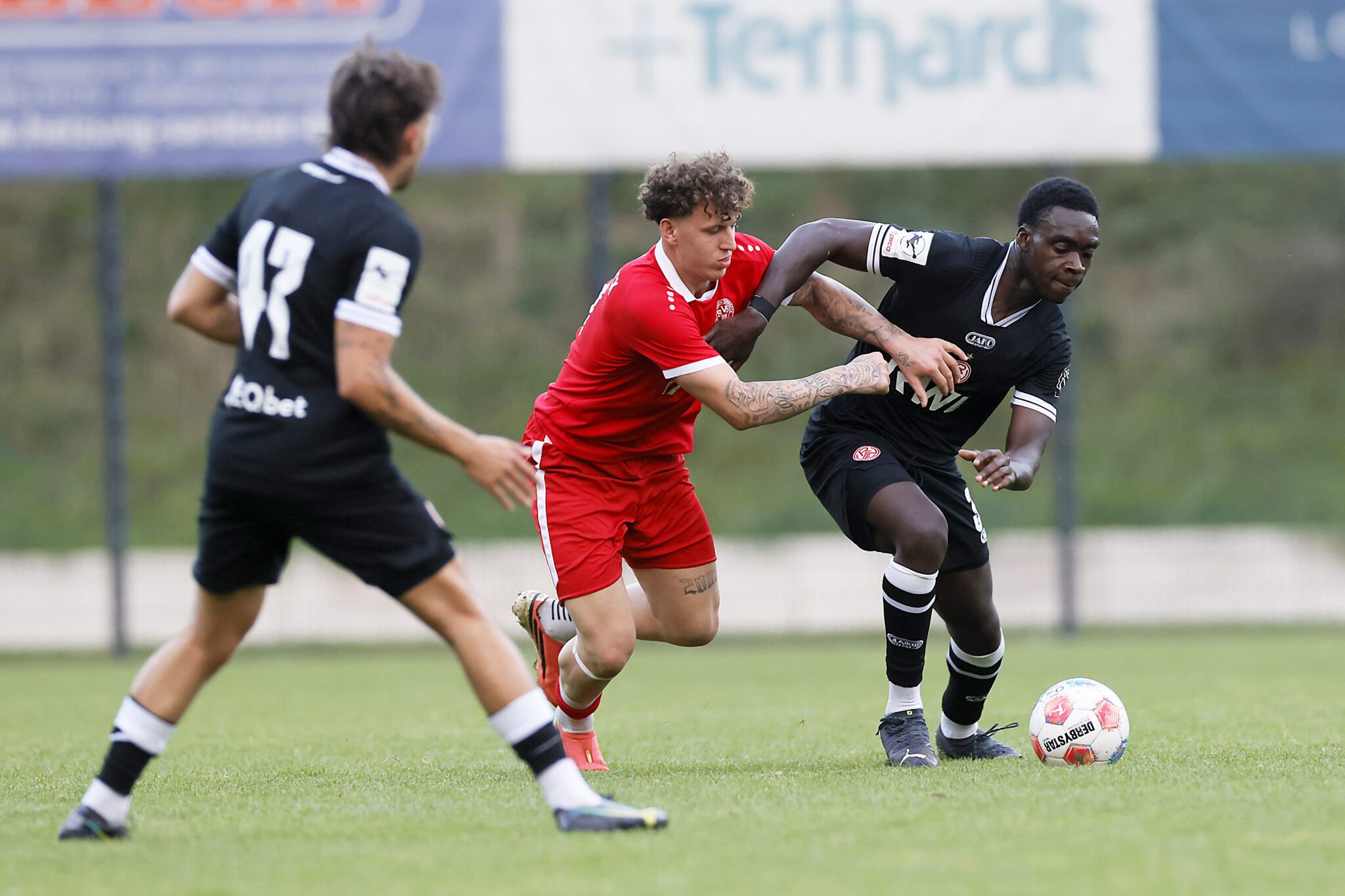 RWE gewinnt Testspiel beim SV Schermbeck mit 7:0 – Rot-Weiss Essen