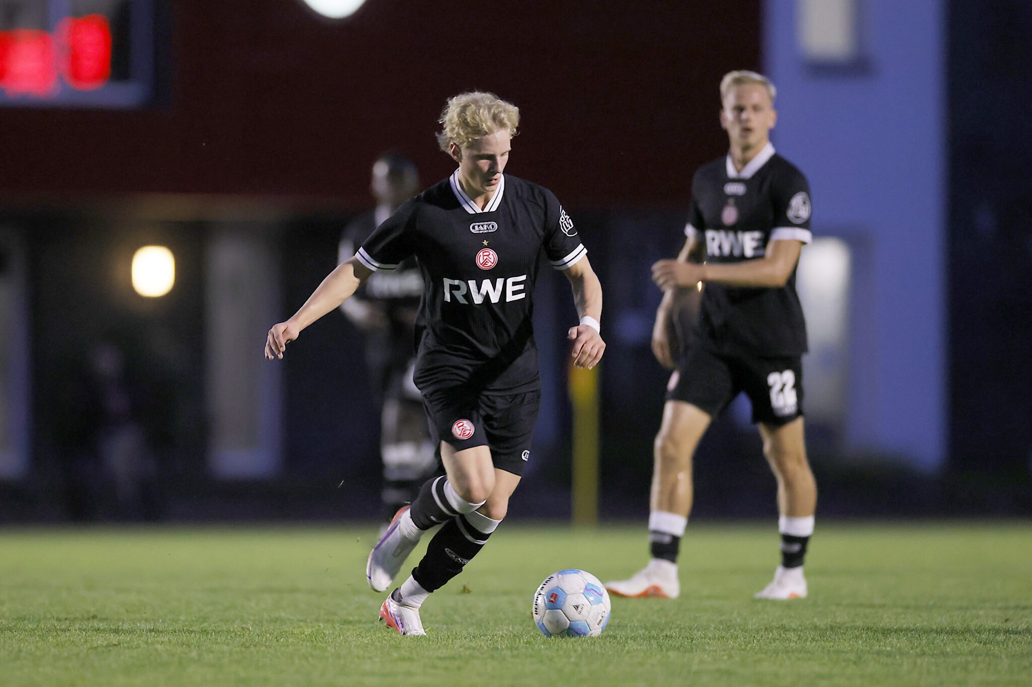 RWE gewinnt Testspiel beim SV Schermbeck mit 7:0 – Rot-Weiss Essen