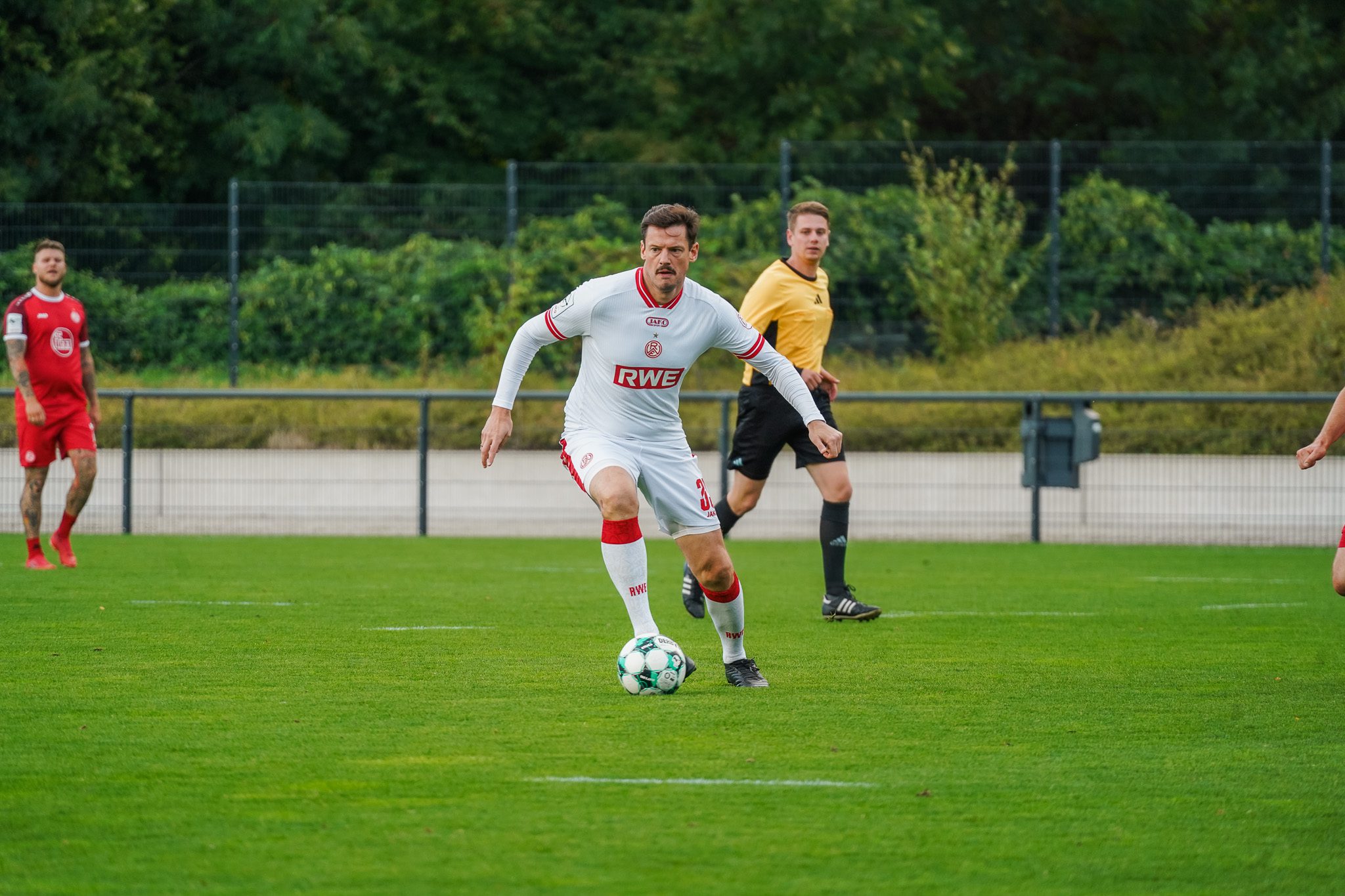 RWE-Blitzturnier „Vorstand & Friends“: Gemeinsamer Fußballabend an der Hafenstraße – Rot-Weiss Essen