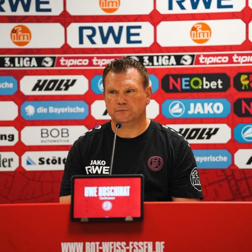 Pressekonferenz vor Broekhuysen