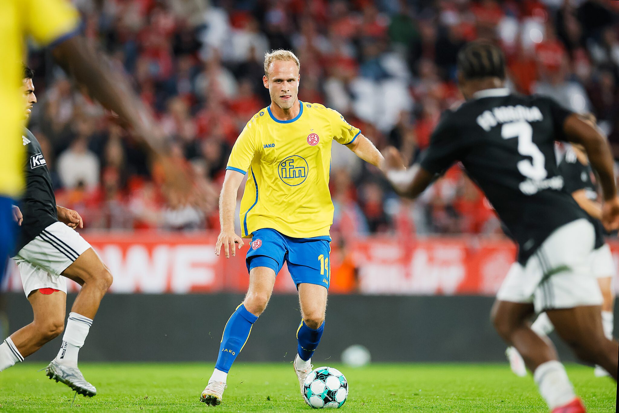 13:0 gegen FC Kosova: RWE im Niederrheinpokal-Viertelfinale – Rot-Weiss Essen