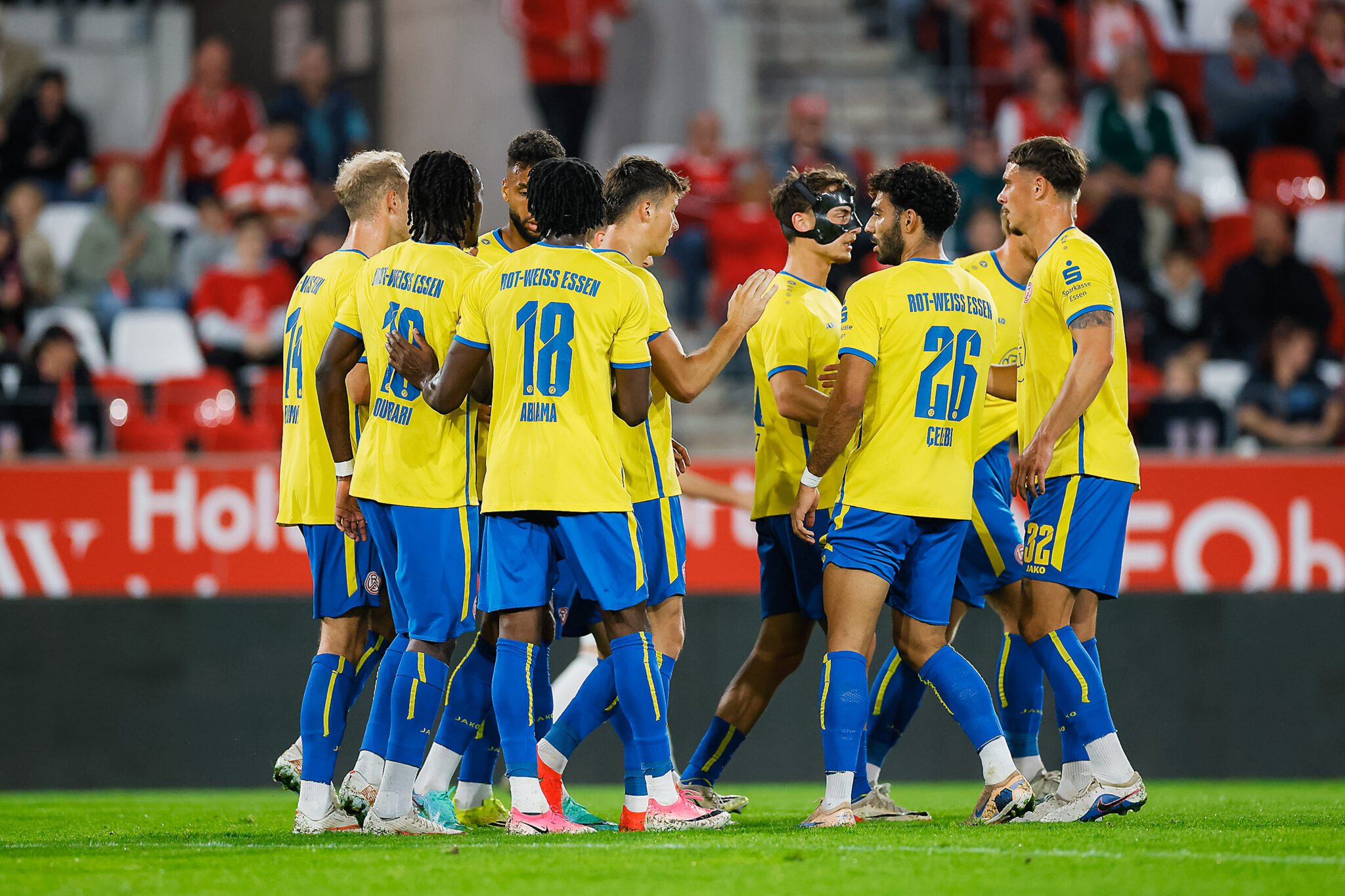 13:0 gegen FC Kosova: RWE im Niederrheinpokal-Viertelfinale – Rot-Weiss Essen