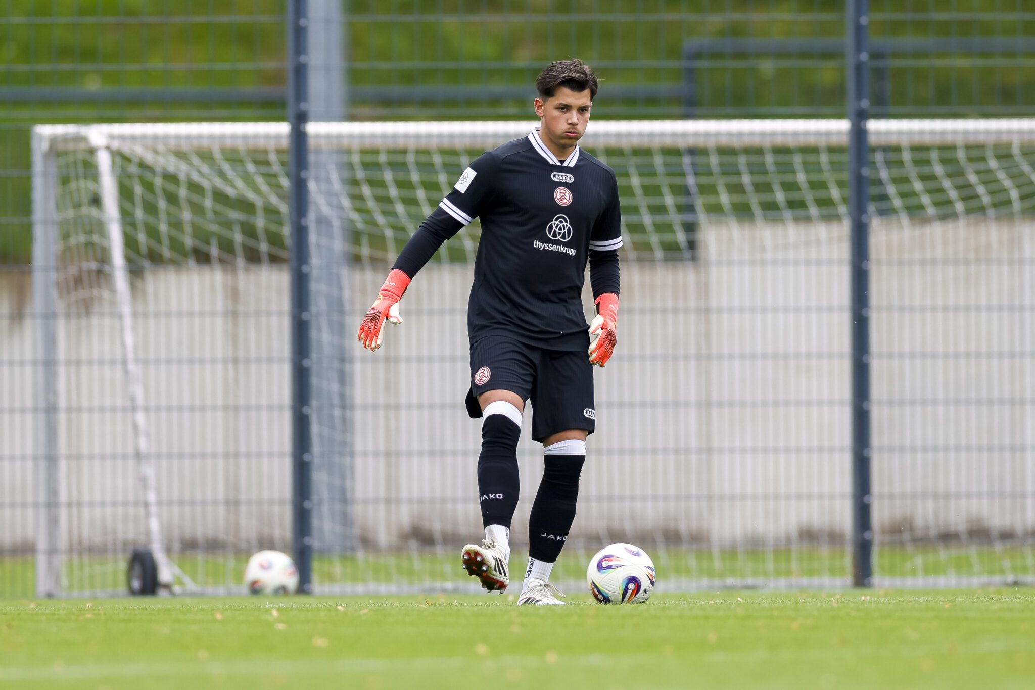 U19 am Samstag beim FC Schalke 04 gefordert – Rot-Weiss Essen