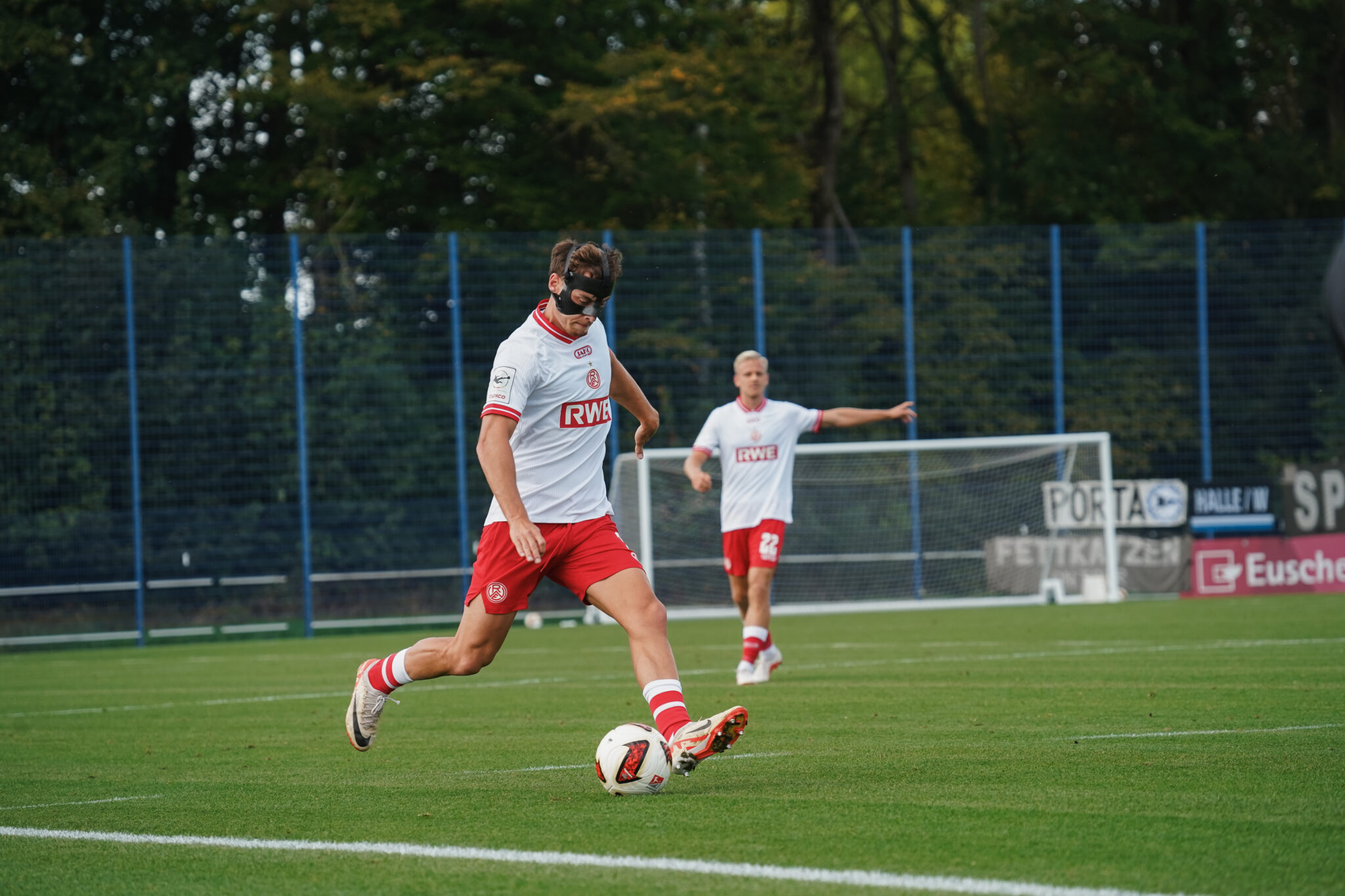 Starker Auftritt im Test: RWE trennt sich von Bielefeld mit 2:2 – Rot-Weiss Essen