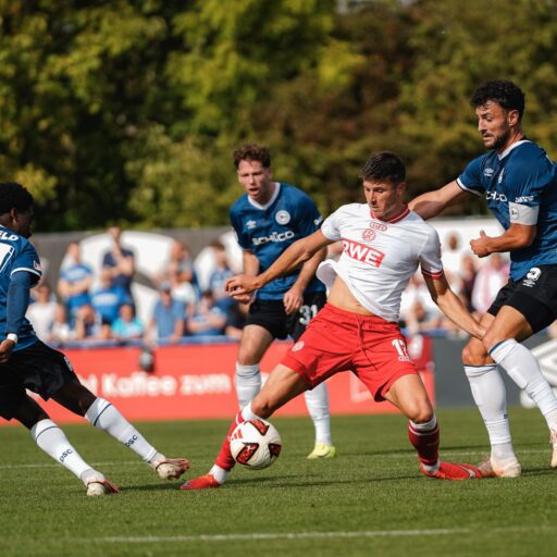 Starker Auftritt im Test: RWE spielt 2:2 gegen Bielefeld
