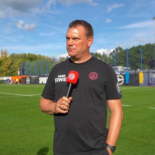 Pressegespräch nach Bielefeld