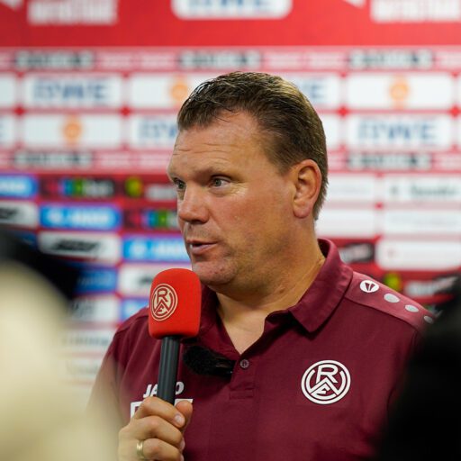Niederrheinpokal: Pressegespräch nach Kosova Düsseldorf